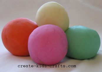 playdough at create-kids-crafts.com